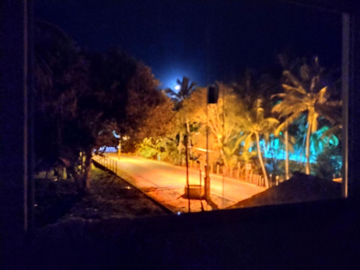 O Paraiso E Aqui Abrolhos - Suite Privativa, Cama De Casal, Ar Condicionado E Tv - Cafe Da Manha De Frente Para O Mar Каравелас Екстер'єр фото